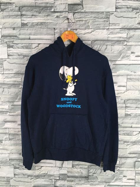 Snoopy Joe Cool Sweater Women Medium Vintage 90s Peanuts Pullover