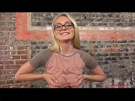 Alli Rae Hace Una Garganta Profunda A Una Gran Polla XVIDEOS