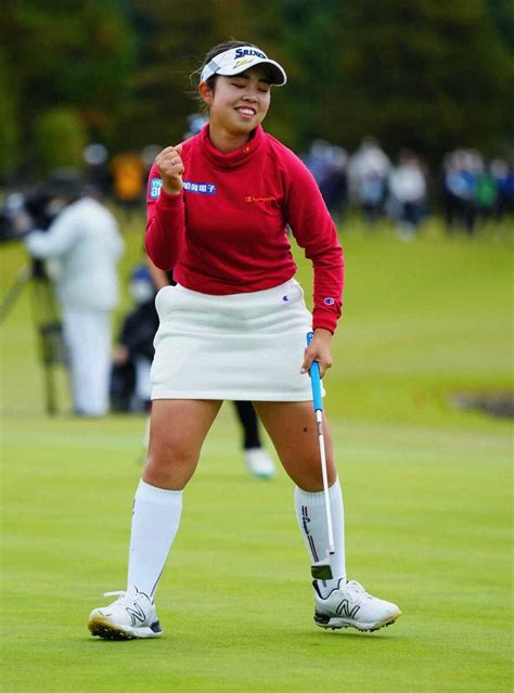 山下美夢有が逆転vで初の年間女王に輝く！スピーチで大粒の涙21歳103日の史上最年少女王が誕生― スポニチ Sponichi Annex スポーツ