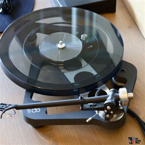 Rega P8 Planar 8 Turntable Record Player Vinyl Table Deck Photo