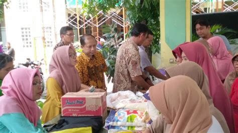 Disperindag Gelar Operasi Pasar Di 31 Kecamatan Surabaya Suara Surabaya