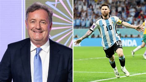 Piers Morgan 2022 FIFA Dünya Kupası nda Avustralya ya karşı maç