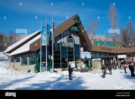 Gubalowka Cable Car Station Hi Res Stock Photography And Images Alamy