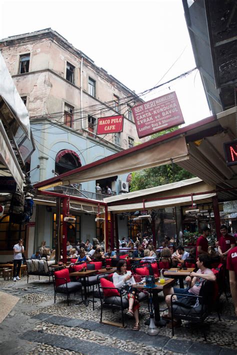 Hazzopulo Pasaj Hatirlayan Eh R Taksim Den Sultanahmet E Mekan Ve