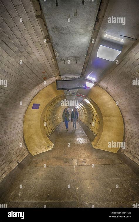 greenwich foot tunnel Stock Photo - Alamy