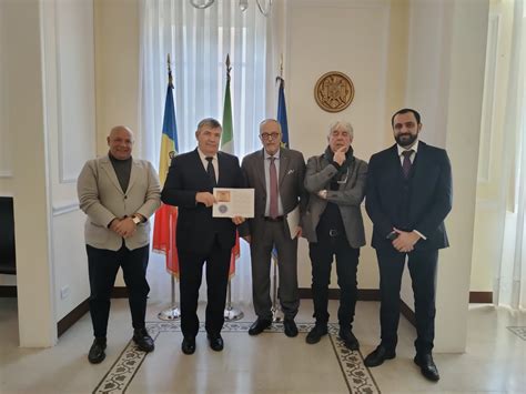 Roma Nt Lnire La Ambasada Republicii Moldova N Italia Ccimd