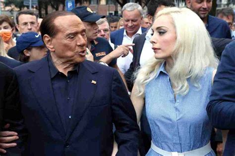 Morte Silvio Berlusconi Tutte Le Donne Della Sua Vita Da Veronica