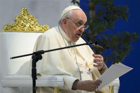 Pope Francis, returning from Bahrain, decries treating women as 'second ...