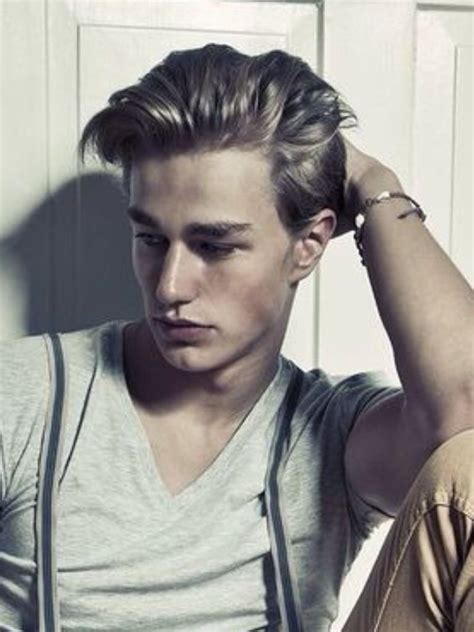 Scandinavian Haircut Styles For Men - Wavy Haircut