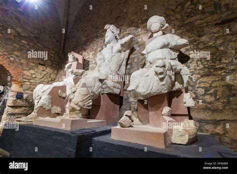 Sculptures Of Capitoline Triad Juno Jupiter Minerva In