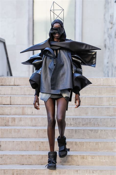 Rick Owens Sets Runway On Fire At Paris Fashion Week Show Avant Garde