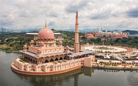 Putra Mosque And Putra Square Stock Image Image Of View Travel