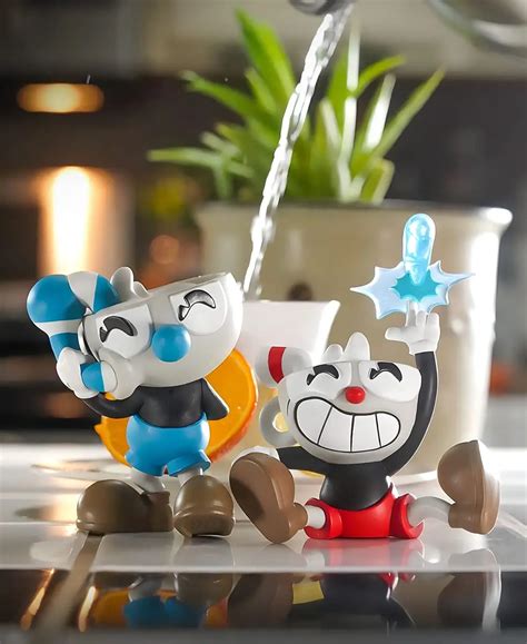 Toy Design Custom Youtooz Cuphead Vinyl Figure High End Collectible