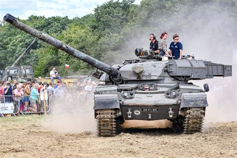 Fv2401 Chieftain Mk 10 Main Battle Tank Fv2401 Chieftain M Flickr