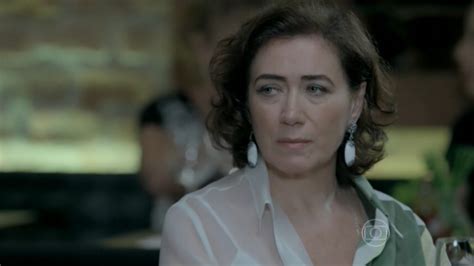 Culpa e solidão Veja o final de Maria Marta em Império