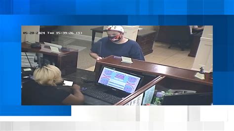 Police Ask For Help Identifying Suspect In Cbands Bank Robbery