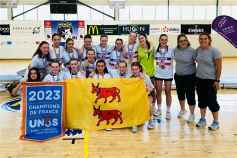 Handball Les Filles De Nay Championnes De France Unss La R Publique