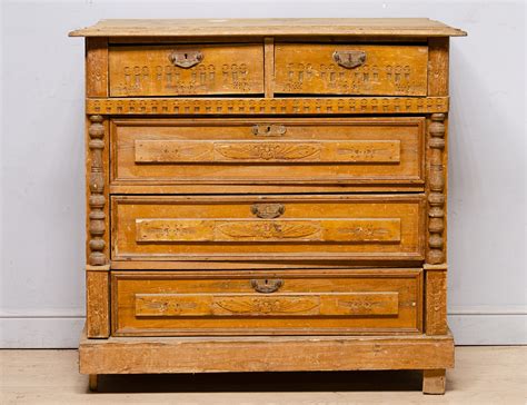 Контора К - Старинный комод, артикул КМ-18234