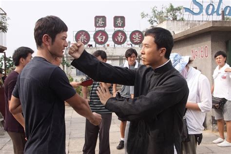 Donnie Yen And Huang Xiaoming Ip Man 2 Artes Marciais Marcial