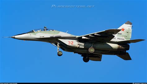 RF 92287 Russian Federation Air Force Mikoyan Gurevich Mig 29UB 12