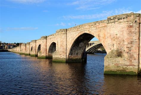 Old Bridge or Berwick Bridge at Berwick-upon-Tweed Stock Photo - Image ...