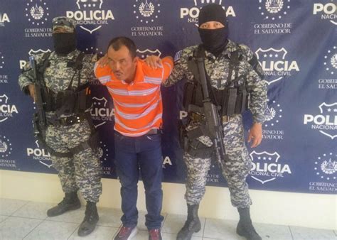 Detienen a criminal con tres órdenes de captura El Universal SV