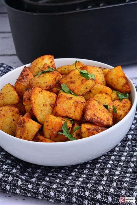 Air Fryer Breakfast Potatoes Chef Lola S Kitchen