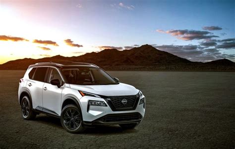 Why Edmunds Thinks the 2024 Nissan Rogue Is the 'Best Version of Itself ...