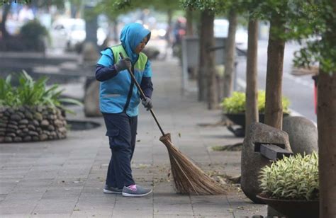 Antisipasi Penumpukan Sampah Malam Tahun Baru Pemkot Bandung