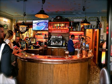 Le Comptoir Bars à 15 Arrondissement Paris