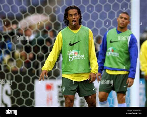 Brazil World Cup 2002 Final Stock Photos & Brazil World Cup 2002 Final ...