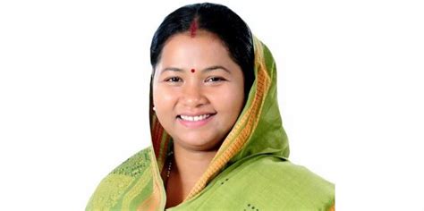 Congress Lone Jharkhand Mp Geeta Koda Joins Bjp Timeline Daily