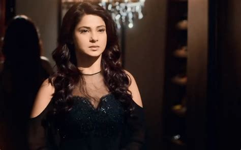 Beyhadh 2, REVIEW, Episode 1: Stunner Jennifer Winget's Latest ...