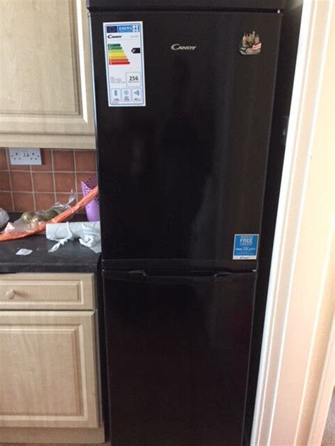 Candy Csc1745be 174cm Tall 5050 Split Static Fridge Freezer Black A In Loughborough