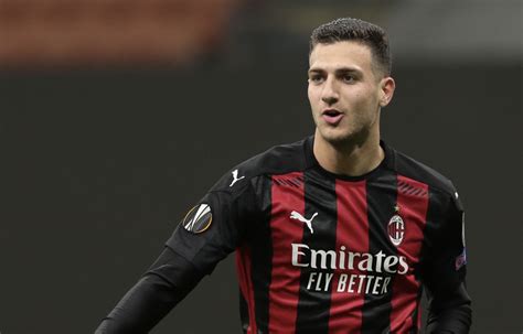 Diogo Dalot Ac Milan / Ucnt Xtprnykqm : In the current club ac milan ...