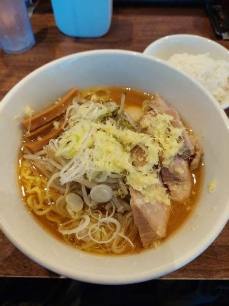 『特製熟成赤味噌らーめん＋半ライス』麺屋 翔 みそ処のレビュー ラーメンデータベース