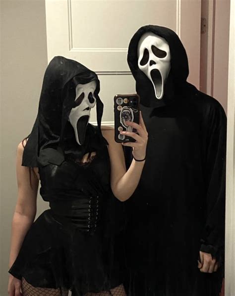 What Is Fashion In Style In Unique Couple Halloween Costumes