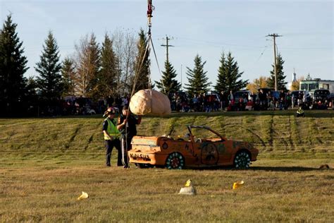 Giant Pumpkin Smash Visit Smoky Lake This Weekend For Great White