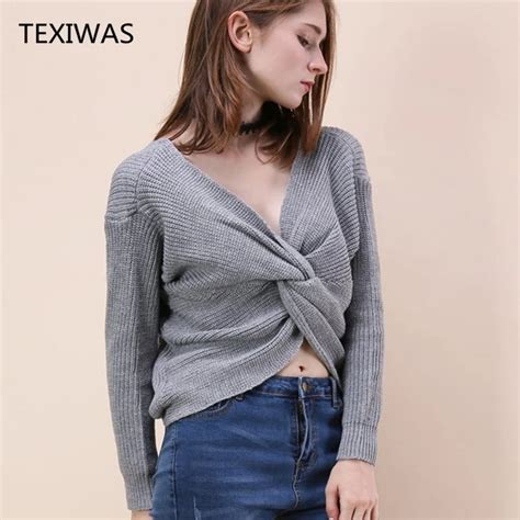 Texiwas New Positive And Negative Wear Long Sleeved V Neck Sweater