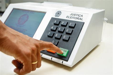 VOTO IMPRESSO OU ELETRÔNICO VANTAGENS E DESVANTAGENS DE CADA UM