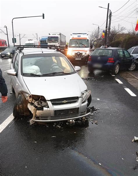 FOTO Accident cu patru mașini în Jucu Traficul a fost afectat Ştiri