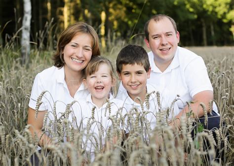 Kreative Bilder Von Der Ganzen Familie Im Raum Zwickau