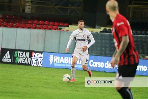 Foggia Crotone 2 0 La Gallery F C Crotone