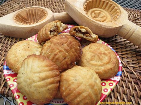 Lebanese Walnut Cookie