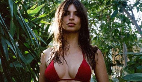 Emily Ratajkowski Shows Off Her Boobs And Curves In Tiny Red Bikini