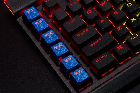 The Corsair K95 RGB Platinum XT Mechanical Keyboard, For Gamers and ...