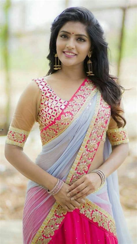 Beautiful Indian Women In Saree Exclusive Photo Gallery