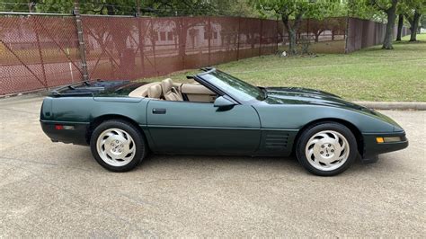 1993 Chevrolet Corvette Convertible for Sale at Auction - Mecum Auctions