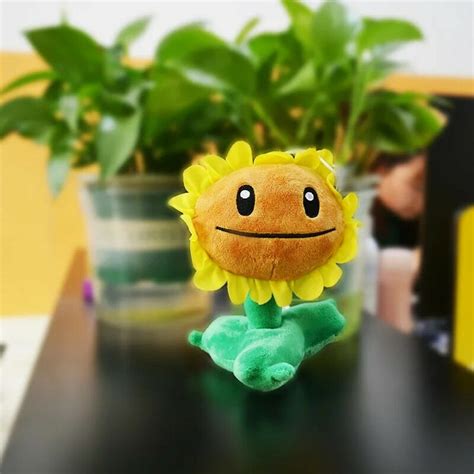 20cm Plants VS Zombies Peashooter Chomper SunFlower Cartoon Game ...