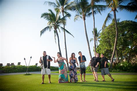 Kona Portrait Photographer: Family at Four Seasons - Eye Expression ...